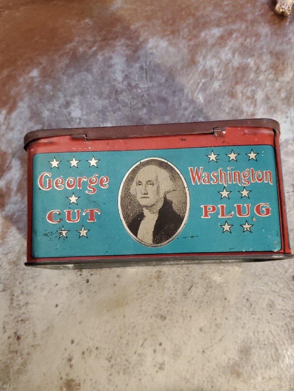 Cut Plug Tin - Blue and Red Collectible Storage - Picture 3 of 8